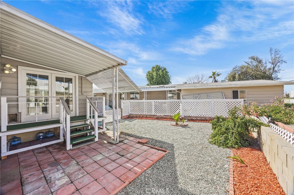 26011 Kentia Palm Dr Property Photo 35