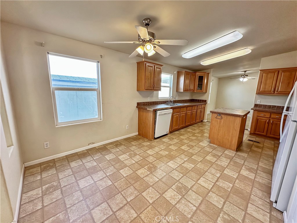 2450 E Hobsonway 57 Property Photo 5
