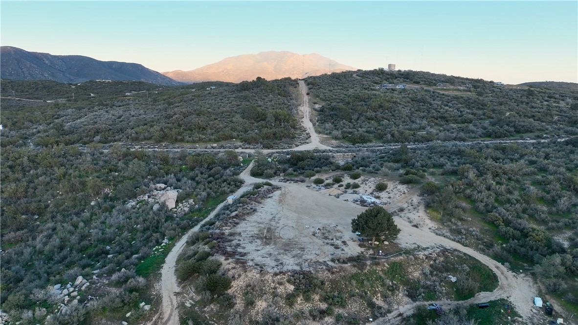 40521 Tweedie Trail Property Photo 8
