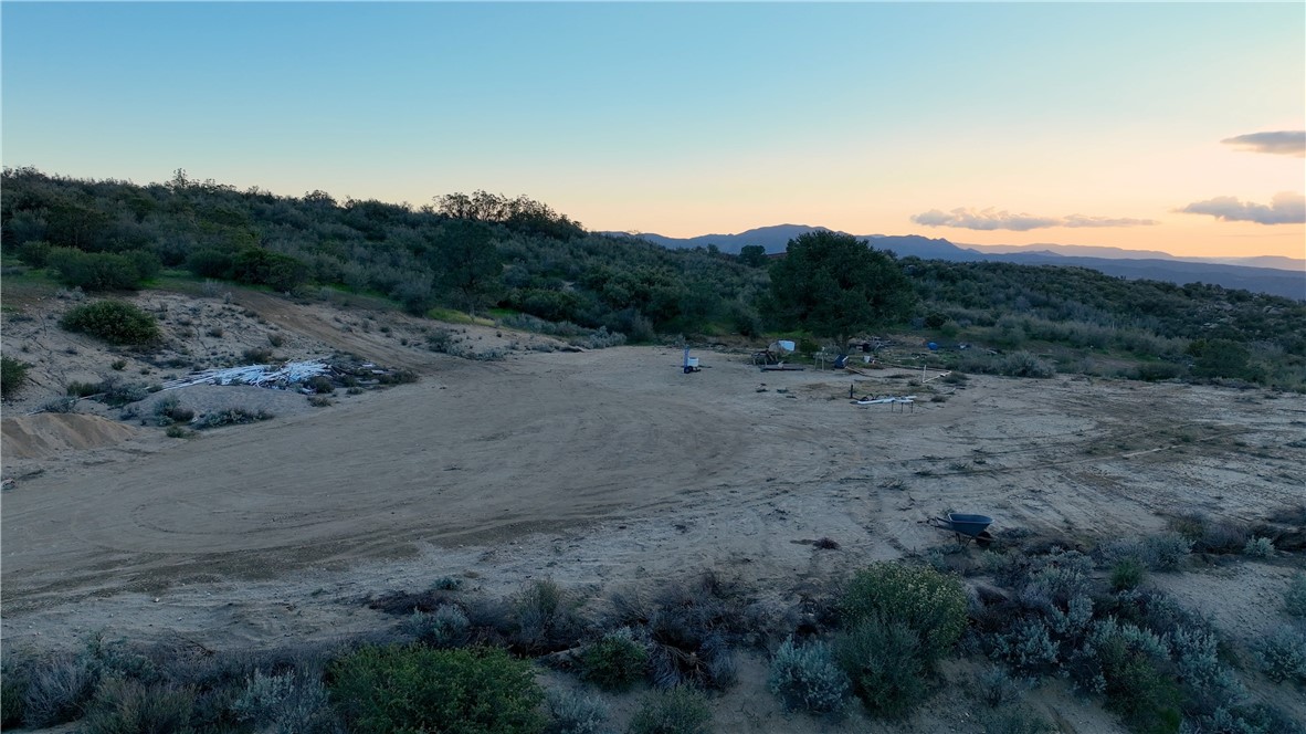 40521 Tweedie Trail Property Photo 12
