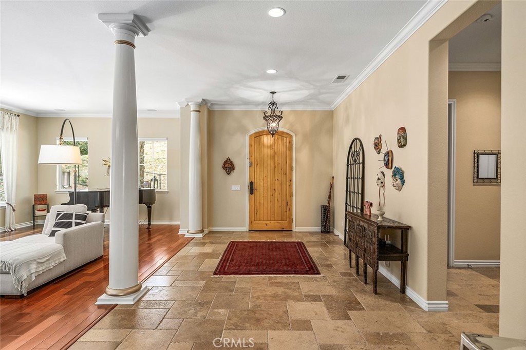 36505 Calle De Lobo Property Photo 6