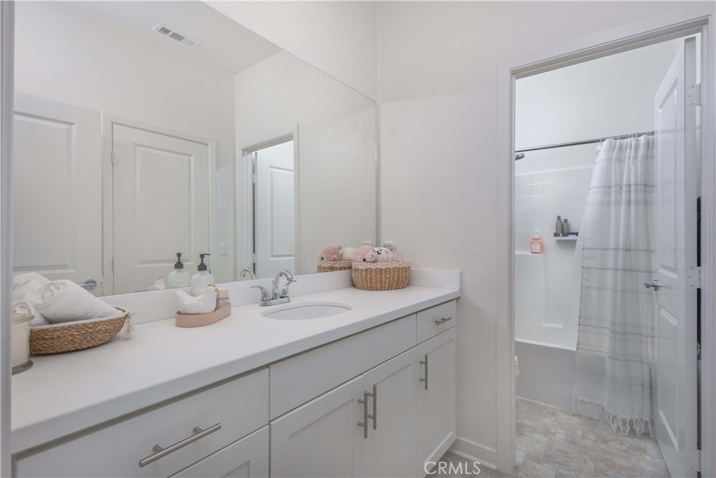 35852 Neala Property Photo 15