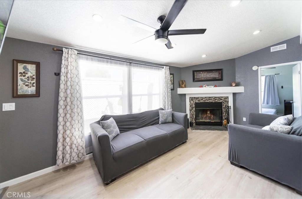 32900 Riverside Drive 63 Property Photo 10