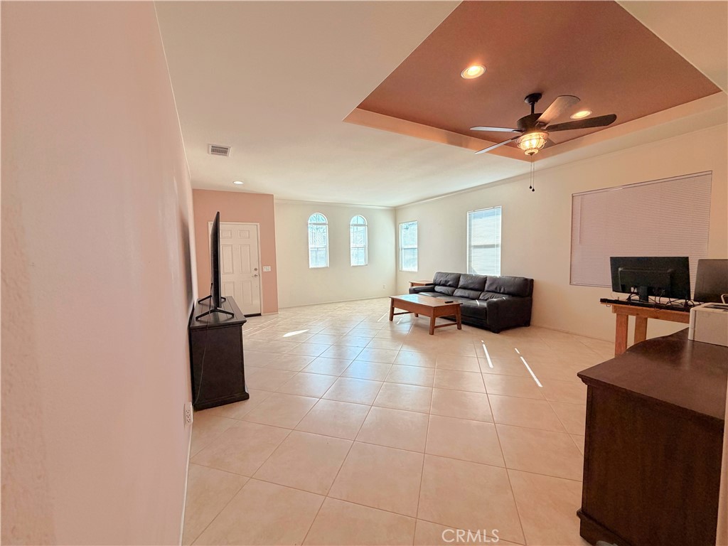 27966 Crystal Spring Property Photo 4