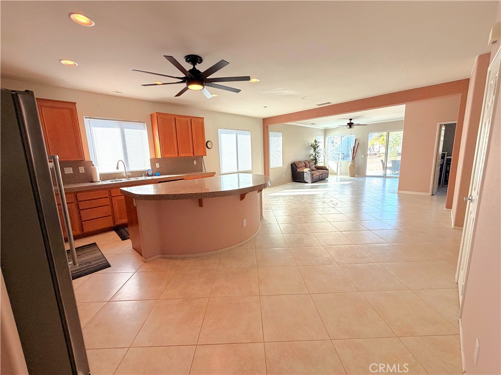 27966 Crystal Spring Property Photo 5