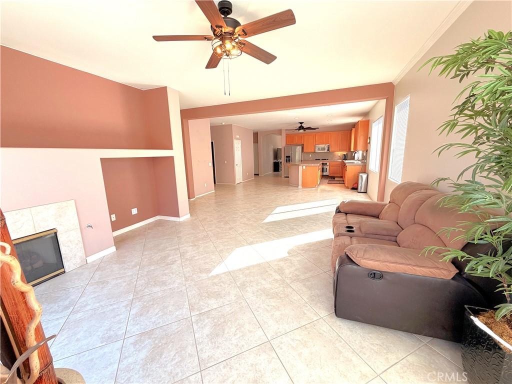 27966 Crystal Spring Property Photo 8