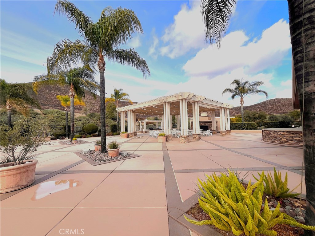27966 Crystal Spring Property Photo 27