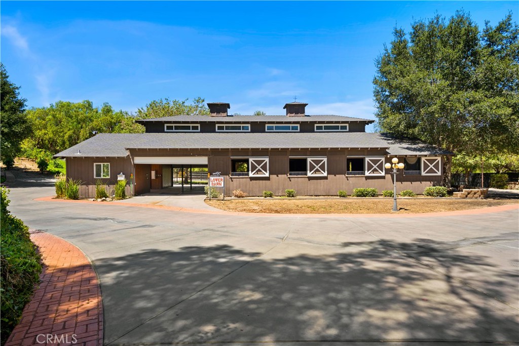 38831 Pauba Property Photo 3