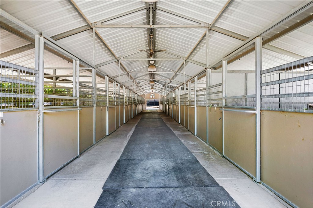 38831 Pauba Property Photo 4