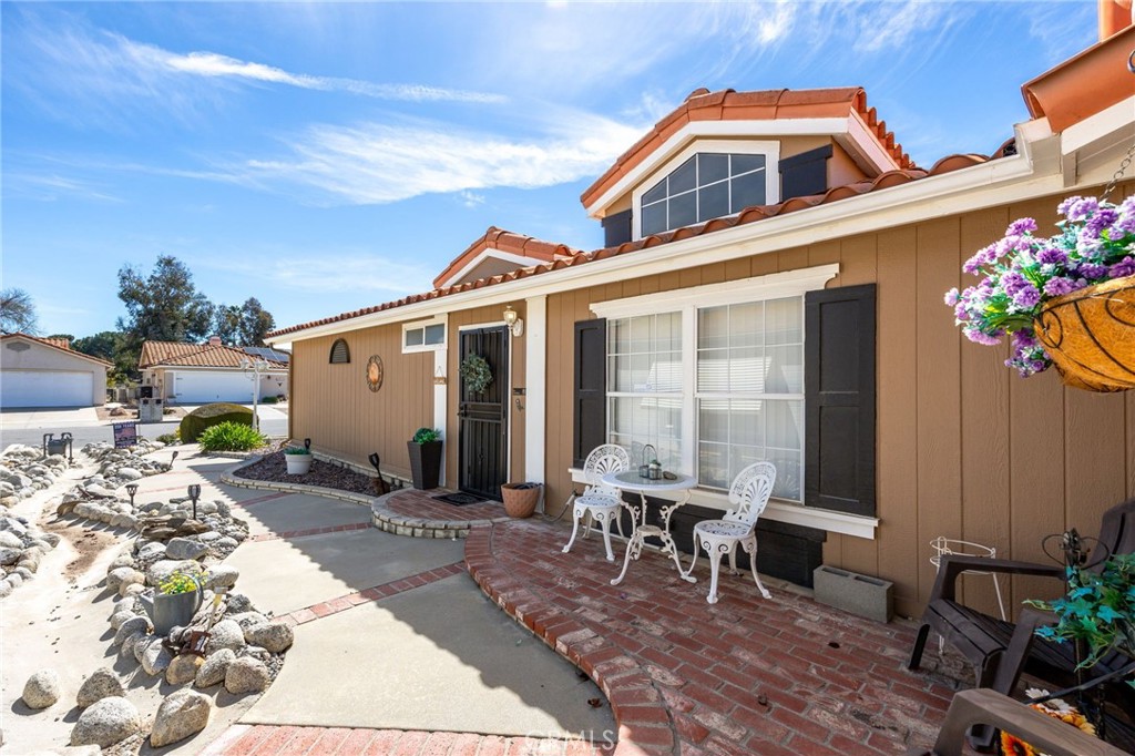2892 Peach Tree Property Photo 5