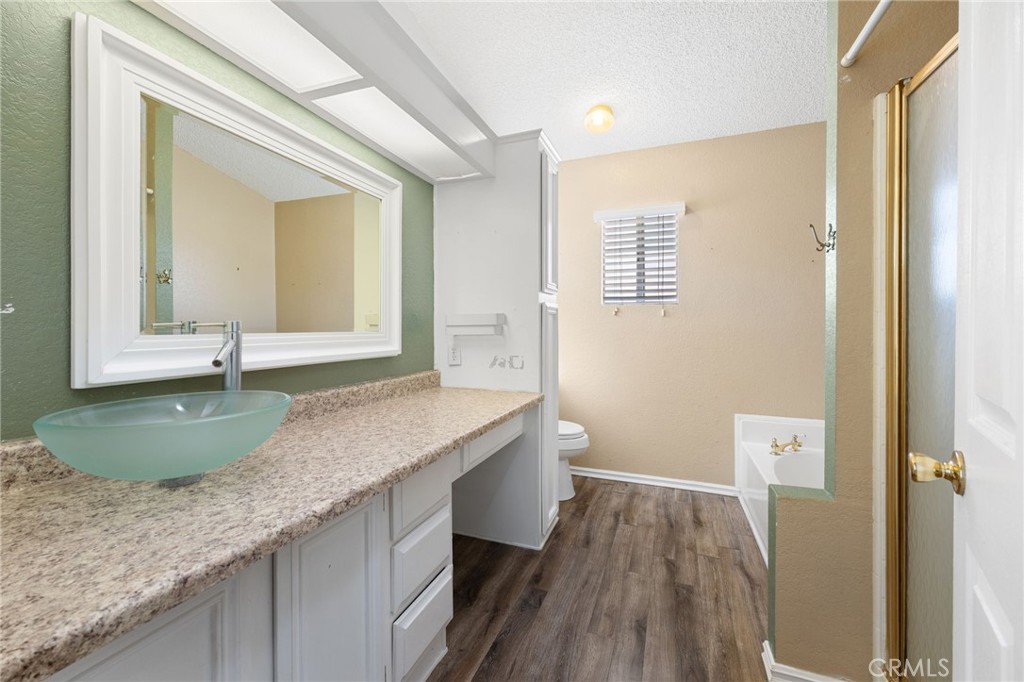 2892 Peach Tree Property Photo 27