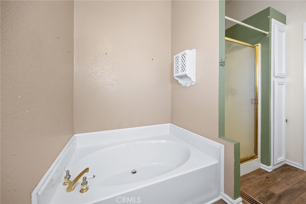 2892 Peach Tree Property Photo 28