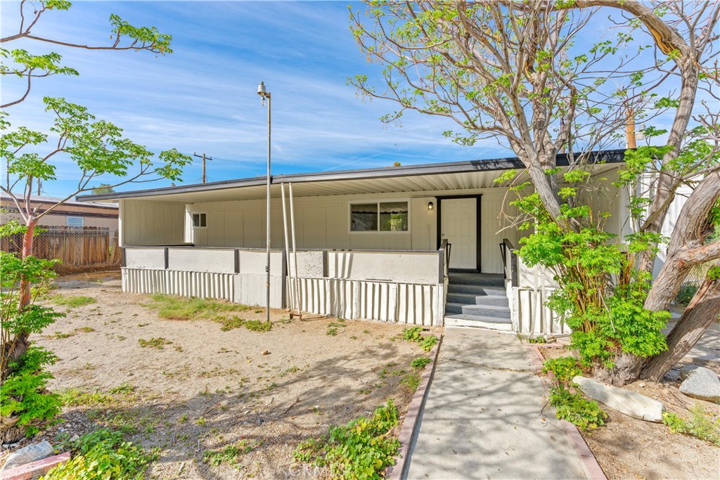 52066 Date Property Photo 1
