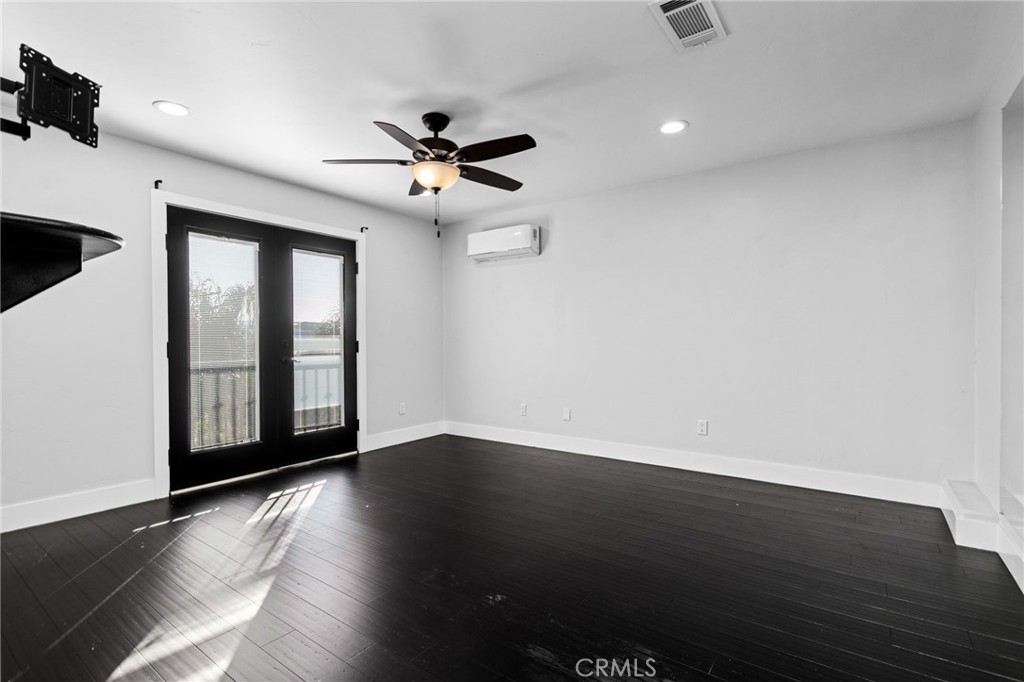 29061 Lupin Place Property Photo 32