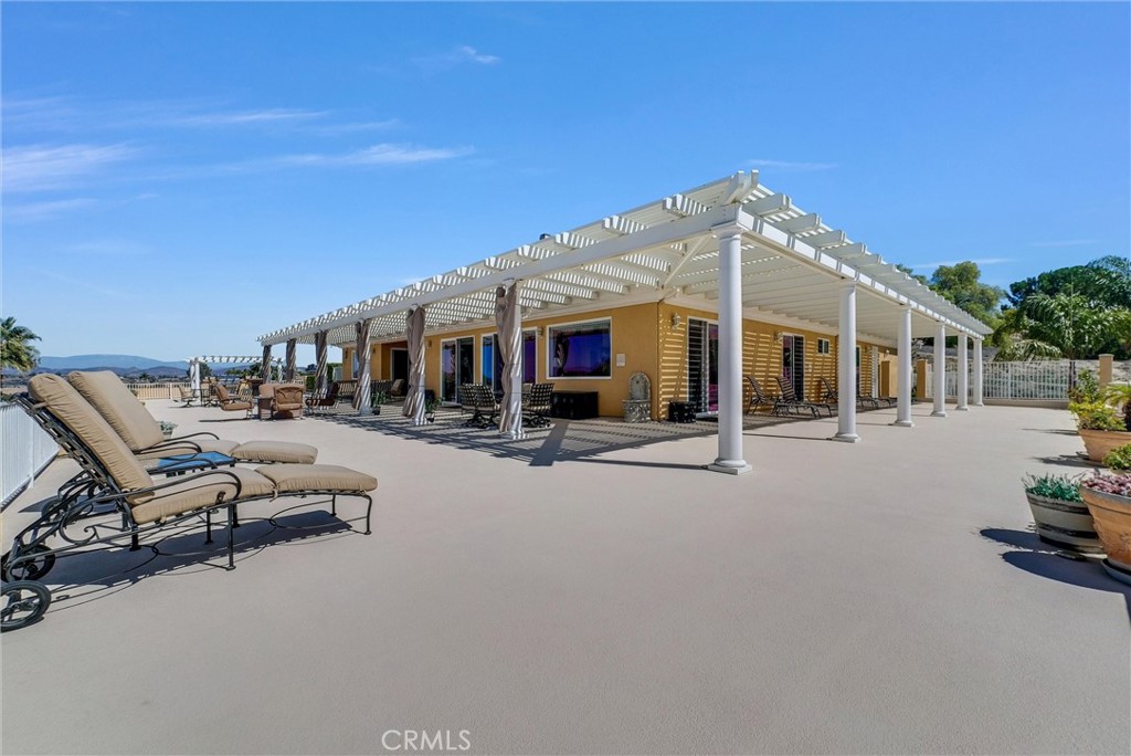 38525 Via De Oro Property Photo 4