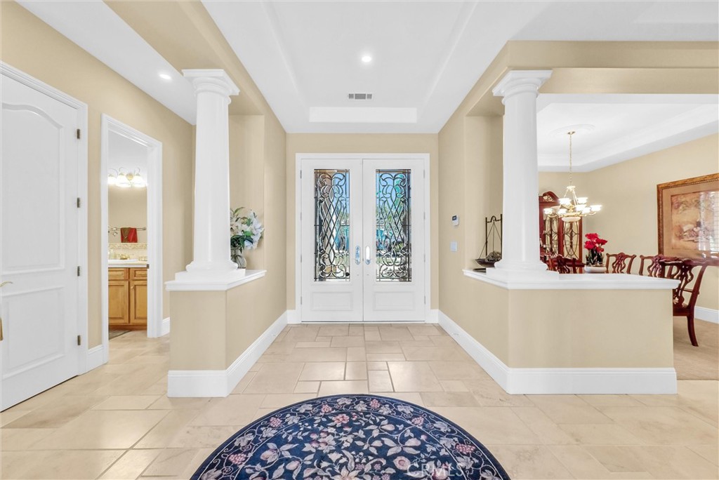 38525 Via De Oro Property Photo 7