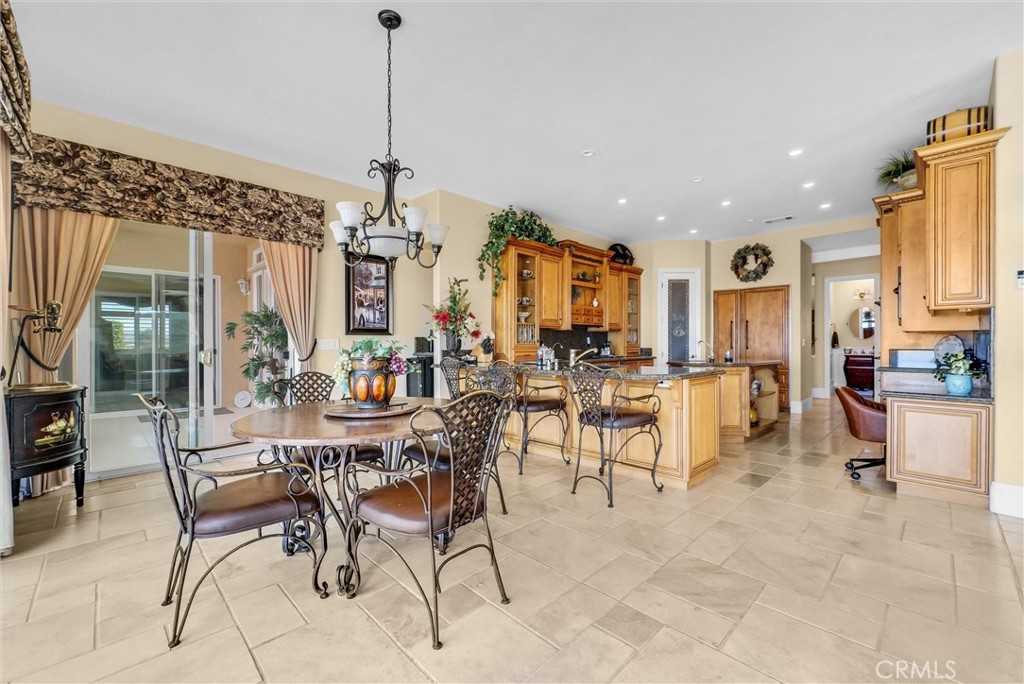 38525 Via De Oro Property Photo 12