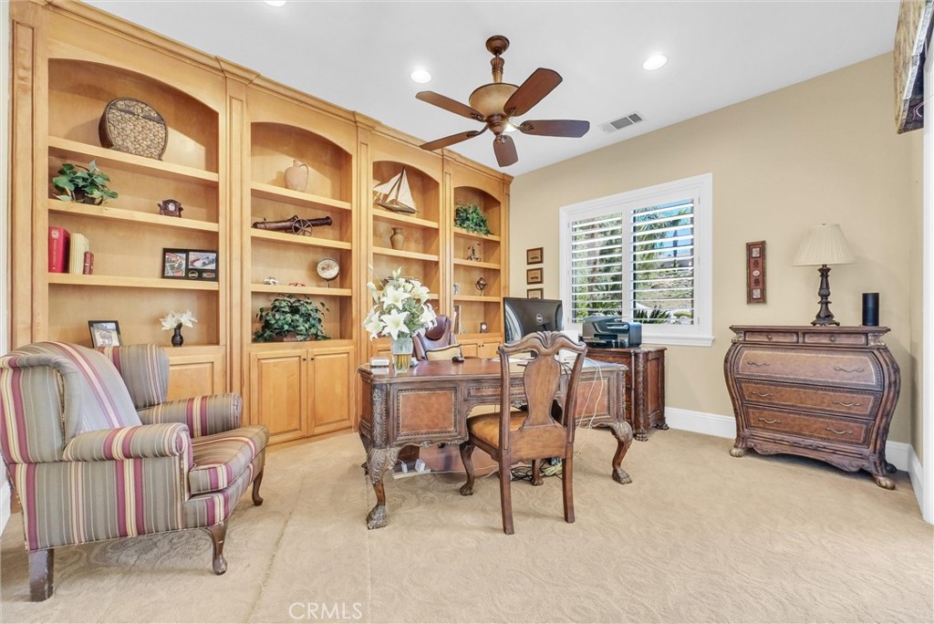 38525 Via De Oro Property Photo 19
