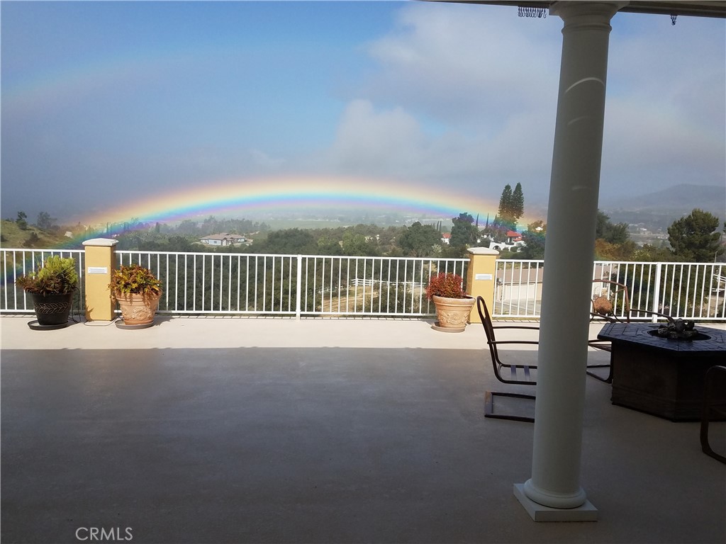 38525 Via De Oro Property Photo 31