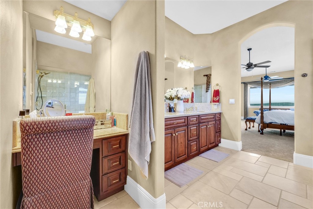 38525 Via De Oro Property Photo 44