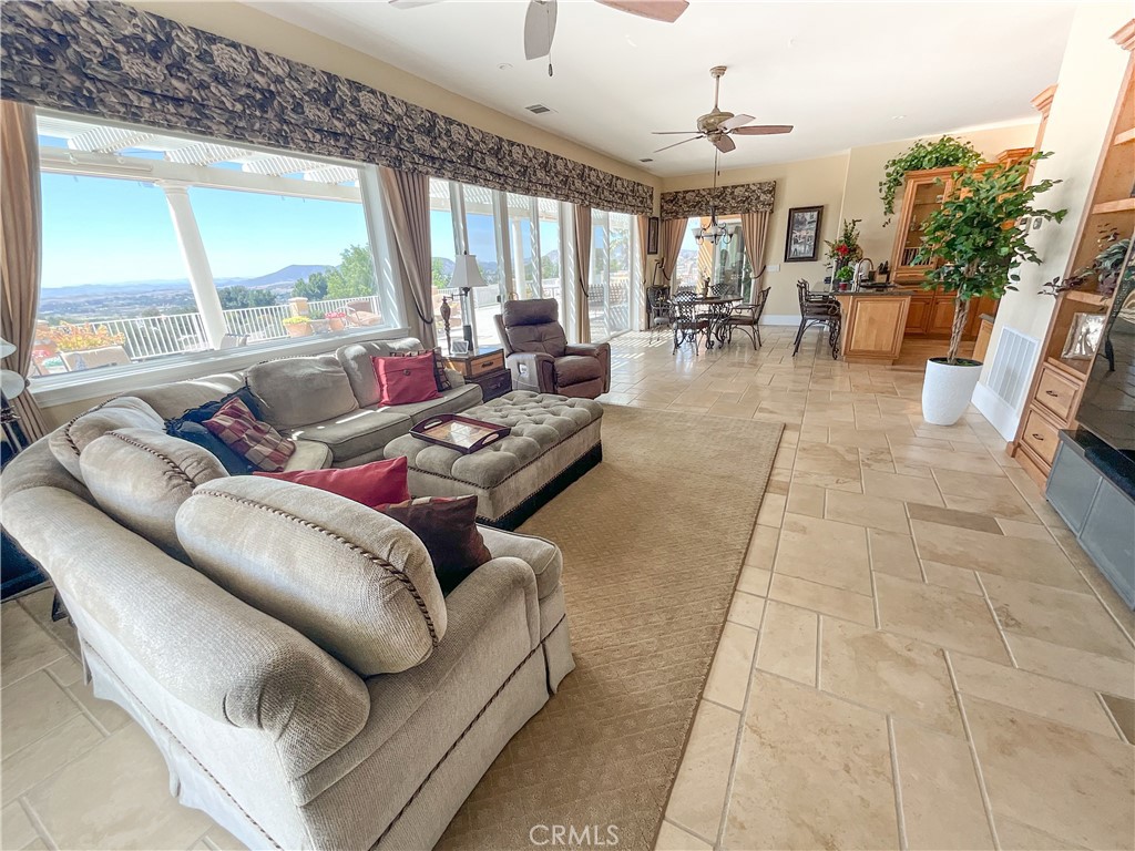 38525 Via De Oro Property Photo 72