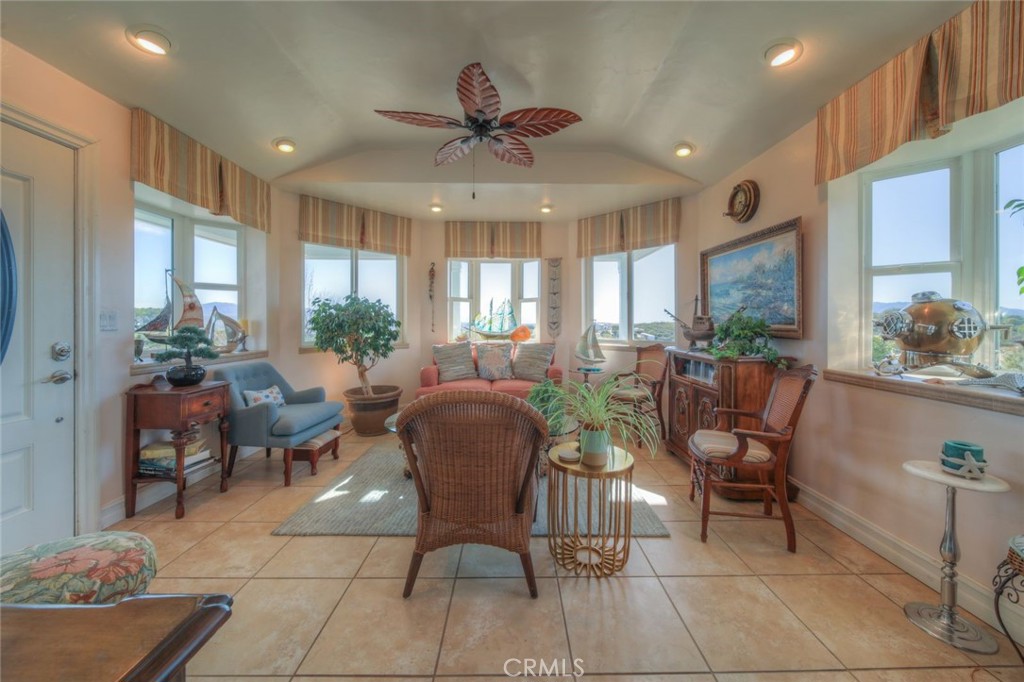 38375 Hill Property Photo 2