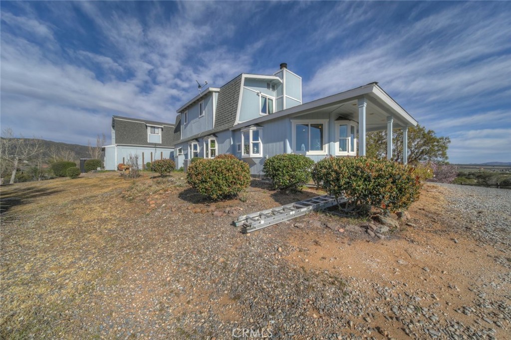 38375 Hill Property Photo 4