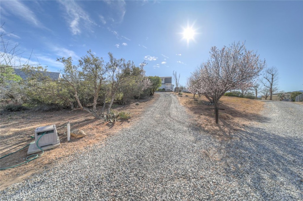 38375 Hill Property Photo 9