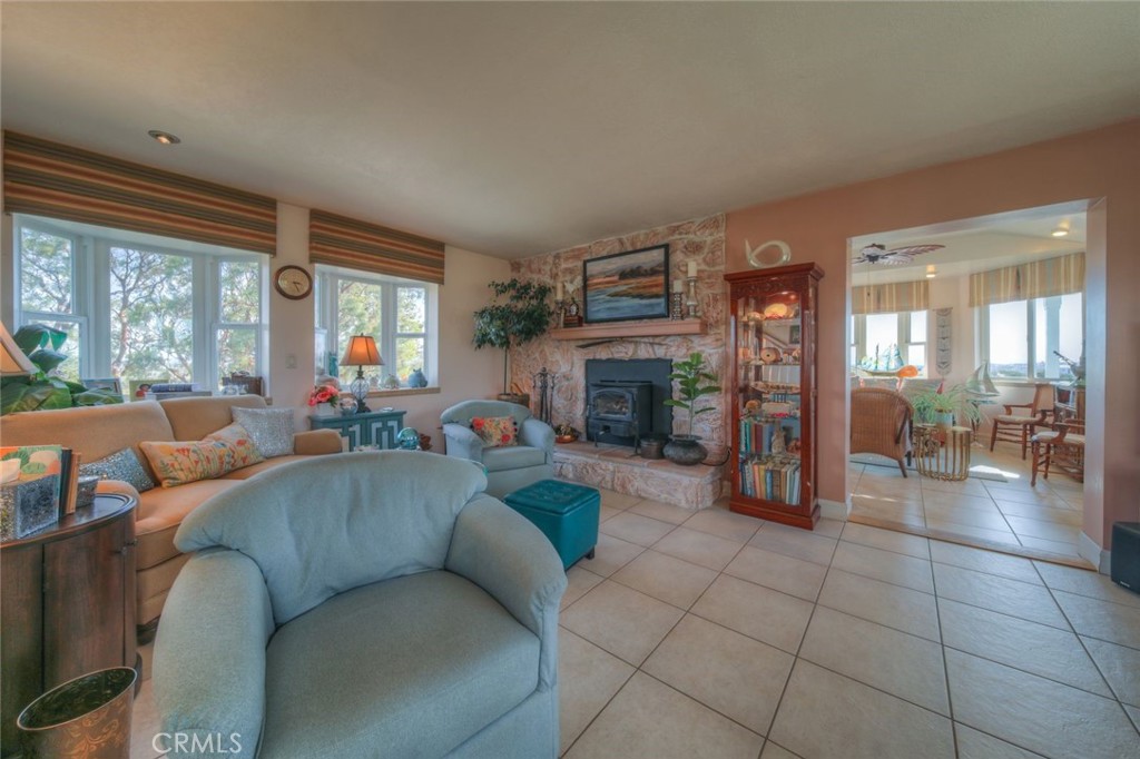 38375 Hill Property Photo 18