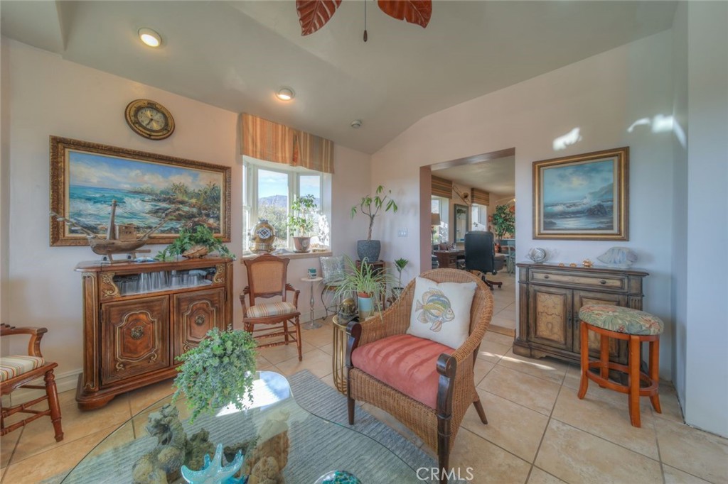 38375 Hill Property Photo 20