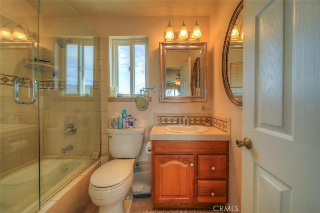 38375 Hill Property Photo 43