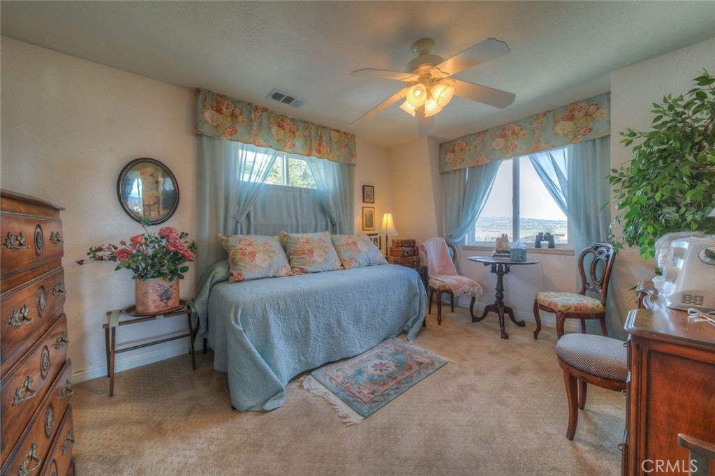 38375 Hill Property Photo 45
