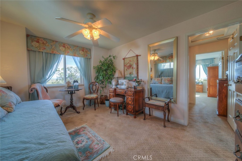 38375 Hill Property Photo 48