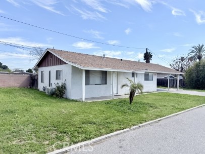 24460 Myers Ave Property Photo 1