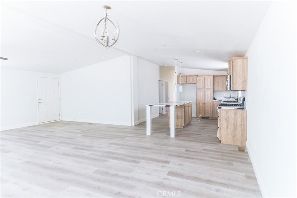 40104 Walcott Property Photo 11