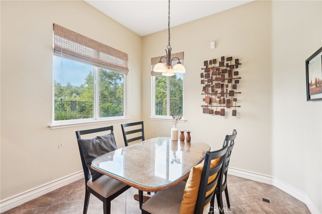 32509 Hupa Drive Property Photo 11