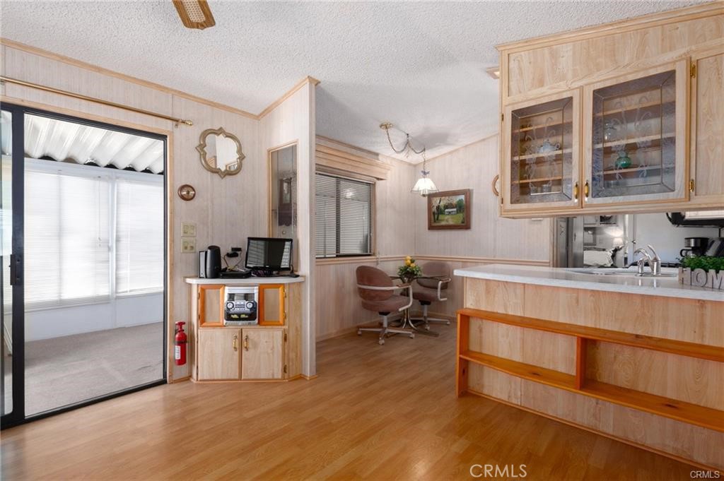 1295 S Cawston Avenue 87 Property Photo 4
