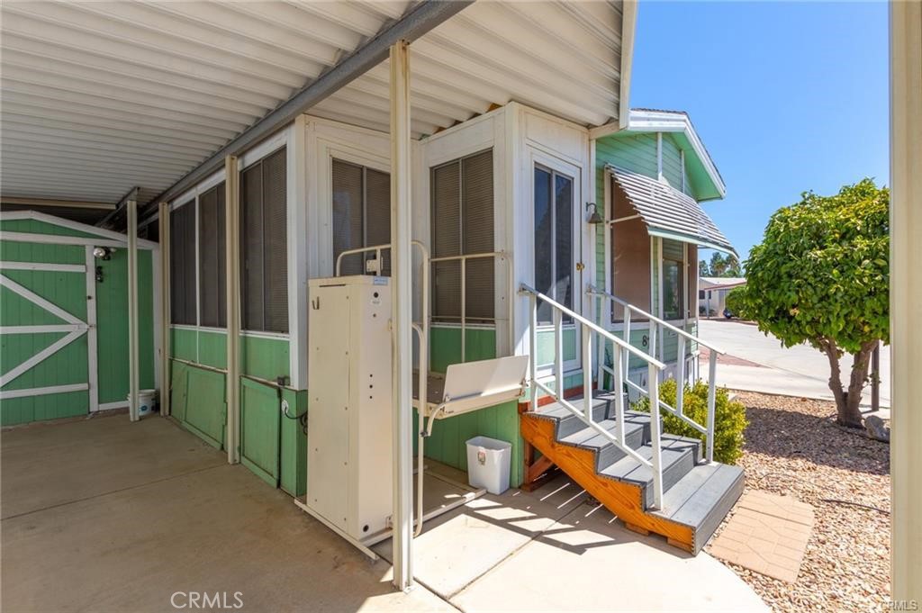 1295 S Cawston Avenue 87 Property Photo 11