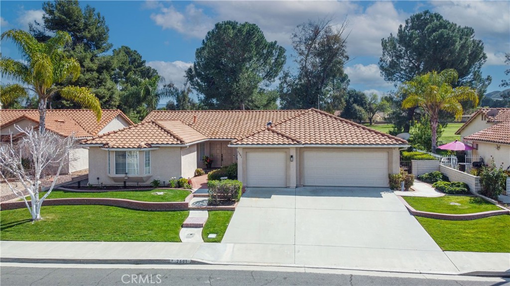 2591 Peach Tree Property Photo 32