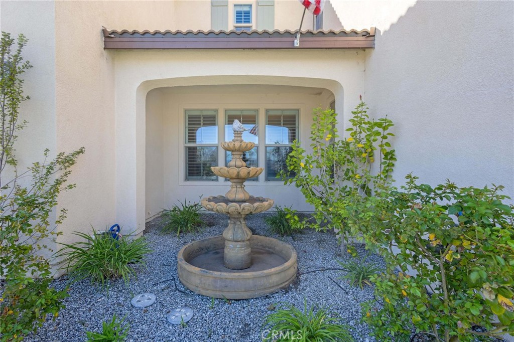 35385 Summerholly Lane Property Photo 3
