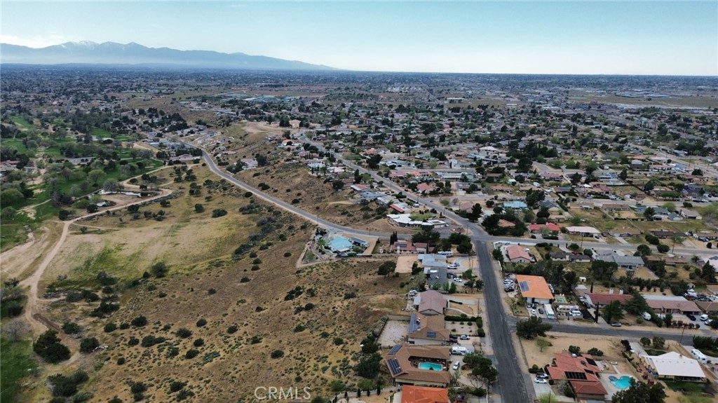 18155 Orange Property Photo 6