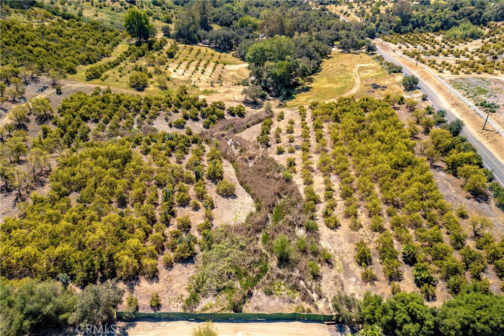 14 Carancho Road Property Photo 5