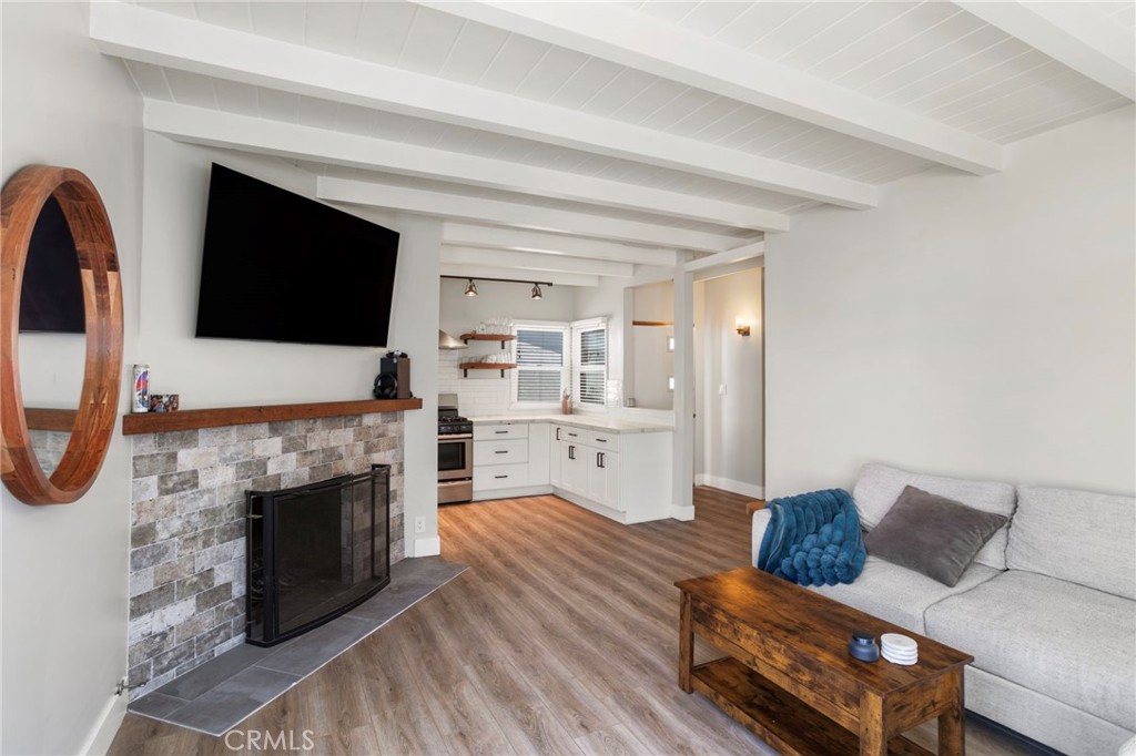 27 66th Place Property Photo 11
