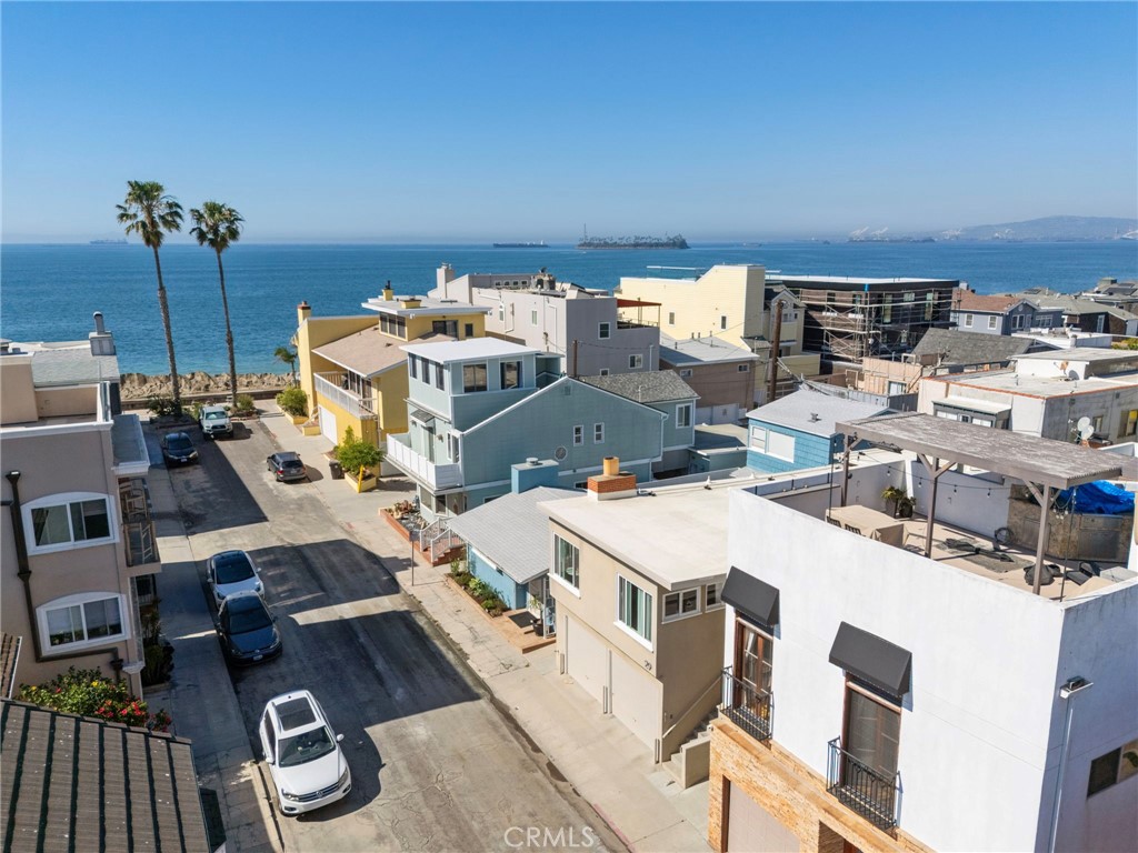 27 66th Place Property Photo 49