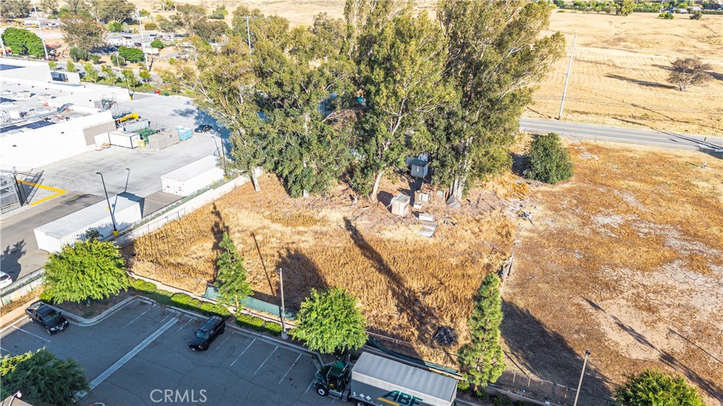 29489 3rd Property Photo 8