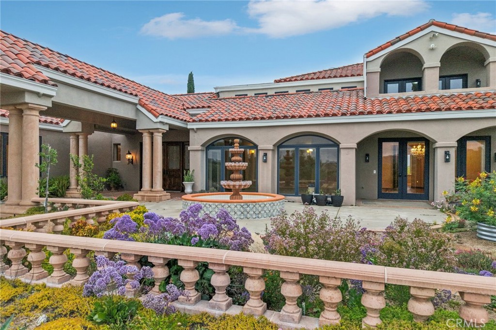 38075 Via Majorca Property Photo 5