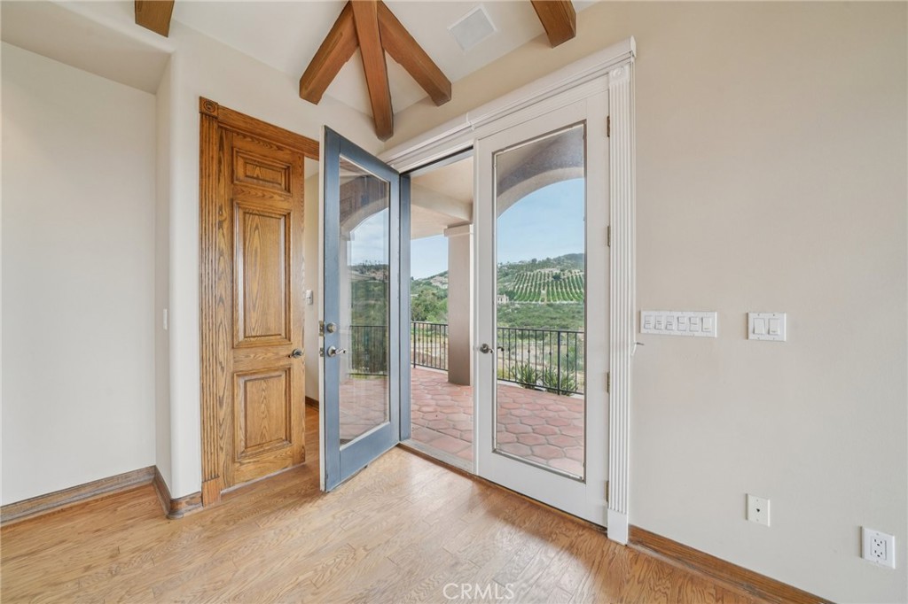 38075 Via Majorca Property Photo 38