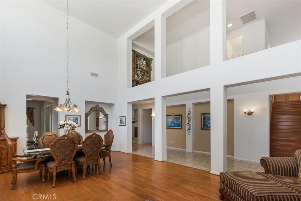 35982 Murano Street Property Photo 5