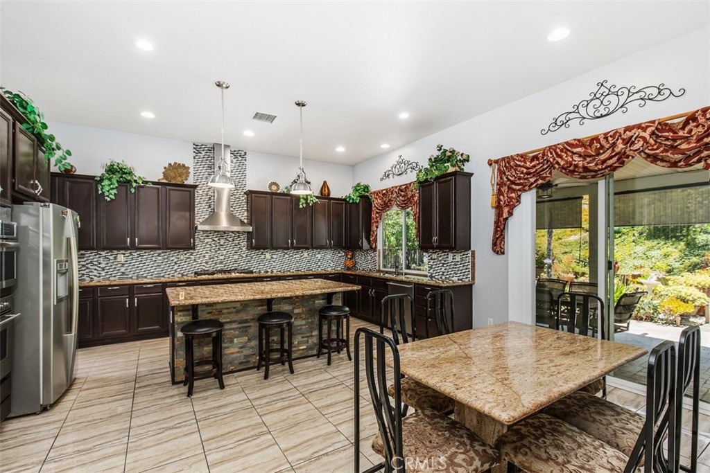 35982 Murano Street Property Photo 11