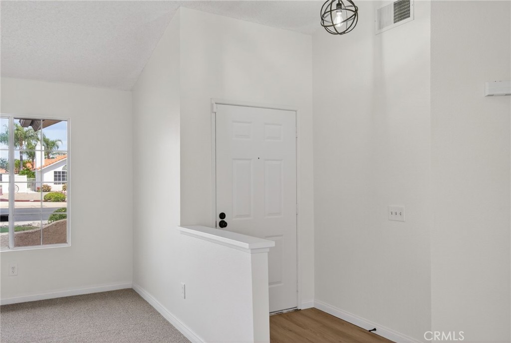 26251 Potomac Property Photo 3